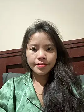 Snapshot of Bella_7777 chatting on January 2026 02:21:01 PM Bella 7777 online show from January 2026 02:21:01 PM