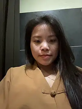 Snapshot of Bella_7777 chatting on May 2026 12:03:01 PM Bella 7777 online show from May 2026 12:03:01 PM