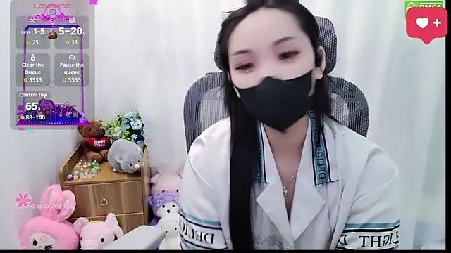 HanaYourlove online show from May 2026 03:06:02 PM