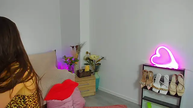 Kylie Kathy online show from September 2025 06:37:01 PM