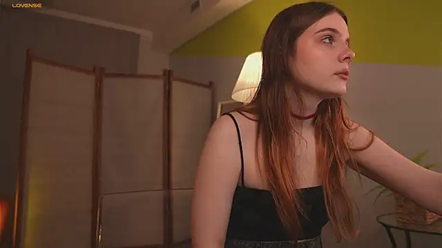 Lu  Lane online show from September 2025 08:32:01 AM