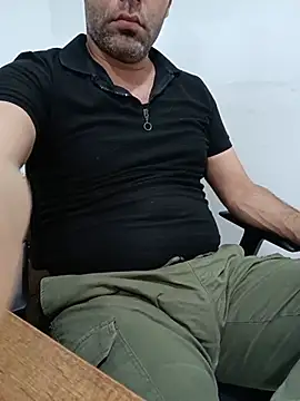 Snapshot of Yaman_33 chatting on June 2026 01:10:01 PM Yaman 33 online show from June 2026 01:10:01 PM