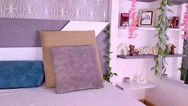 Snapshot of Celine_Lee chatting on October 2025 05:36:02 PM Celine Lee online show from October 2025 05:36:02 PM