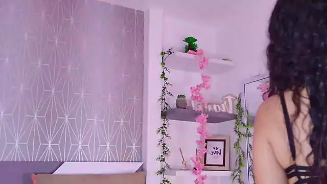 Snapshot of Celine_Lee chatting on November 2025 03:16:02 PM Celine Lee online show from November 2025 03:16:02 PM