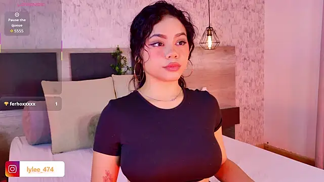 Celine Lee online show from December 2025 09:15:02 PM