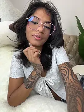 TweetiePieXXX online show from February 2026 09:15:01 PM