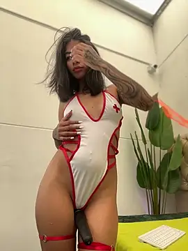 Snapshot of TweetiePieXXX chatting on October 2025 03:56:02 PM TweetiePieXXX online show from October 2025 03:56:02 PM