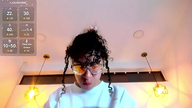 Hanna Cornee  online show from February 2026 12:06:02 PM