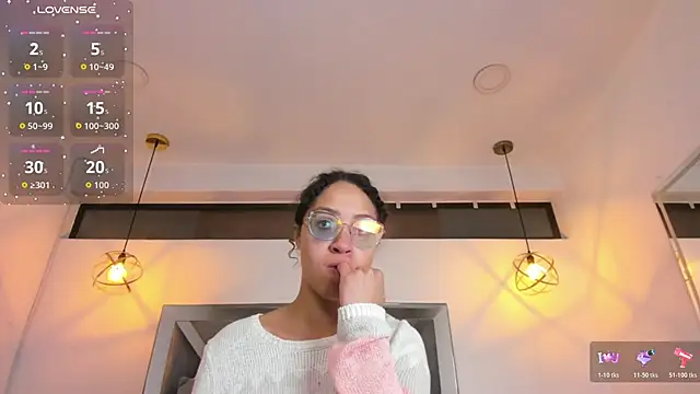 Hanna Cornee  online show from January 2026 12:41:02 PM