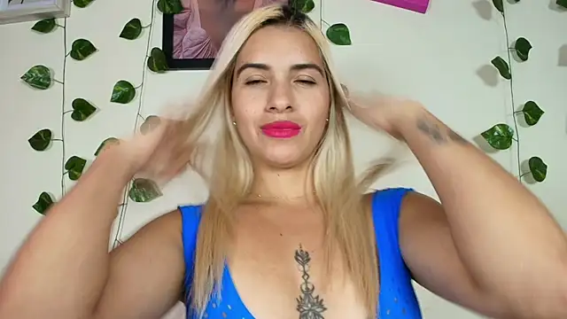 Snapshot of Barbiie_98 chatting on May 2026 08:23:01 PM Barbiie 98 online show from May 2026 08:23:01 PM