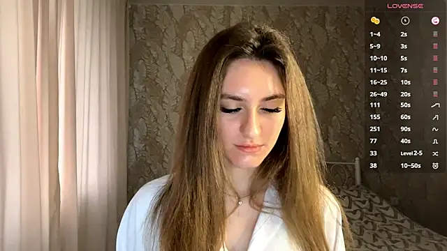 miainheat online show from December 2025 08:58:02 AM