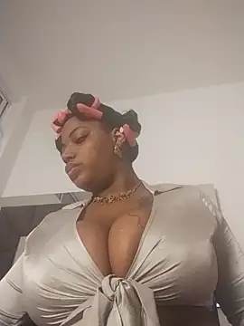 SheilaCoopers  online show from March 2026 10:46:01 AM