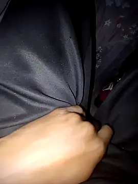 Snapshot of GhostYangempela chatting on October 2025 09:33:01 AM GhostYangempela online show from October 2025 09:33:01 AM