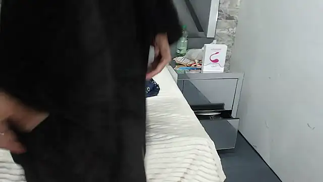 Snapshot of YanetRose chatting on December 2025 03:55:01 AM YanetRose online show from December 2025 03:55:01 AM