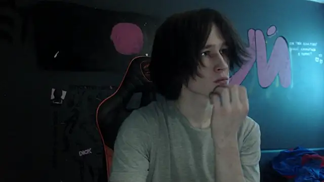 min1pekka online show from November 2025 02:33:02 AM