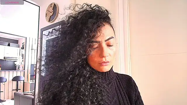 Koral369 online show from June 2026 06:40:01 PM
