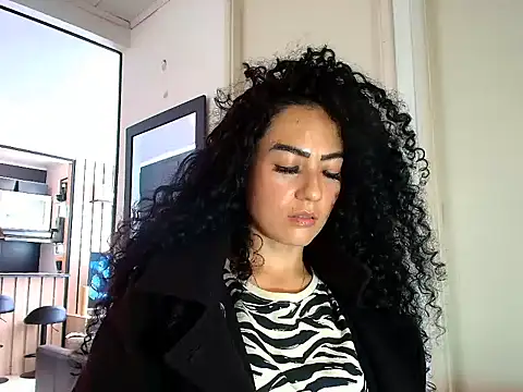 Koral369 online show from February 2026 06:41:01 PM