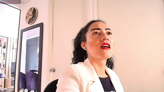 Koral369 online show from June 2026 05:02:01 PM