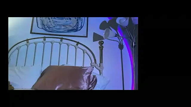 Snapshot of furykat1 chatting on February 2026 02:25:01 AM furykat1 online show from February 2026 02:25:01 AM