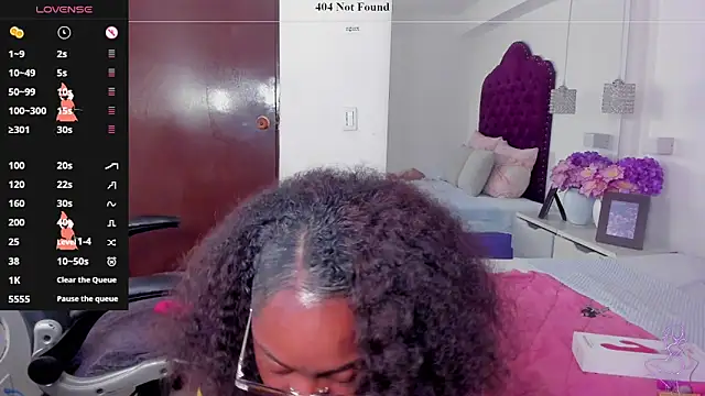 Snapshot of darle_volant chatting on October 2025 08:32:02 PM darle volant online show from October 2025 08:32:02 PM