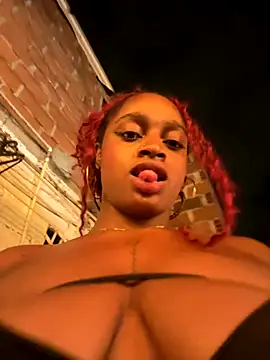 Snapshot of darle_volant chatting on November 2025 02:12:02 AM darle volant online show from November 2025 02:12:02 AM