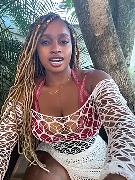 Snapshot of darle_volant chatting on June 2026 02:48:01 PM darle volant online show from June 2026 02:48:01 PM