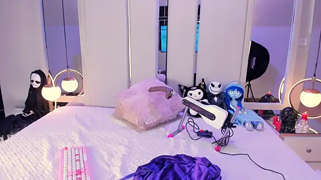 Snapshot of VesperVelvet chatting on September 2025 09:32:02 PM VesperVelvet online show from September 2025 09:32:02 PM