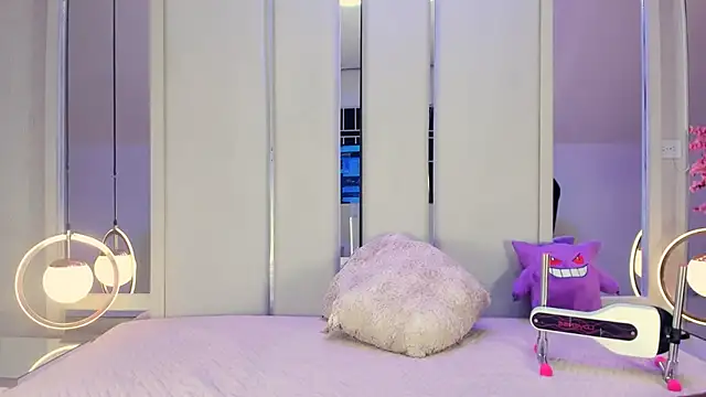 VesperVelvet online show from December 2025 08:30:02 PM