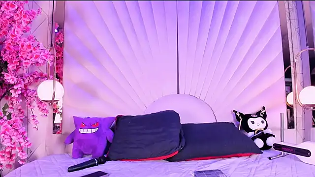 VesperVelvet online show from May 2026 05:18:02 AM