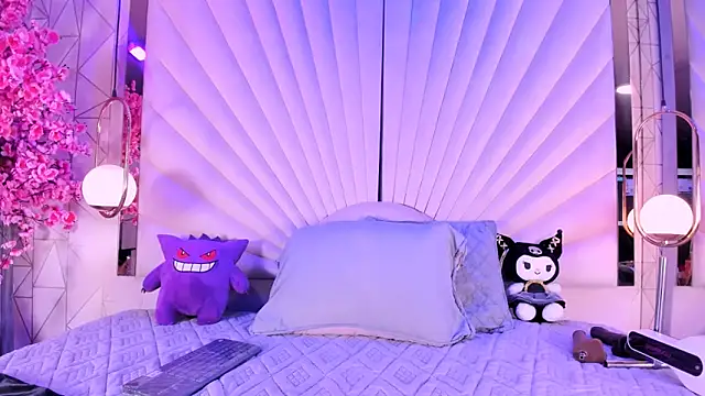 VesperVelvet online show from May 2026 05:18:02 AM