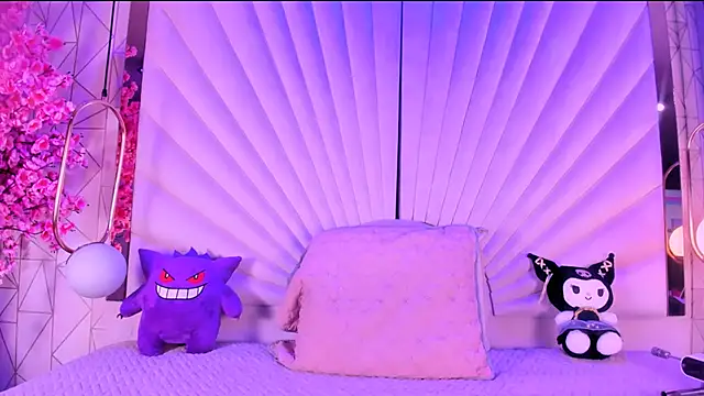 VesperVelvet online show from May 2026 05:15:02 AM