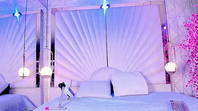 VesperVelvet online show from May 2026 05:12:02 AM