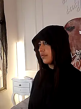 Kaylachannell online show from October 2025 04:11:02 AM