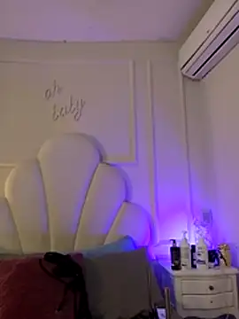 Kaylachannell online show from March 2026 03:35:02 AM