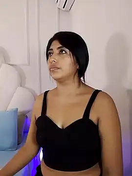Kaylachannell online show from May 2026 03:39:02 AM