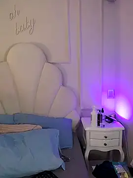 Snapshot of Kaylachannell chatting on June 2026 03:45:02 AM Kaylachannell online show from June 2026 03:45:02 AM