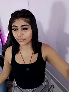 Kaylachannell online show from April 2026 03:19:02 AM