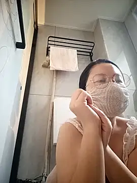 chengcheng12 online show from November 2025 01:09:01 AM