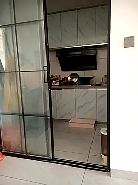 chengcheng12 online show from December 2025 01:42:01 AM