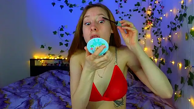 Candy Flosse online show from April 2026 05:03:01 AM