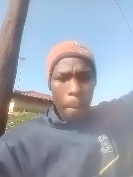 Snapshot of KingBonga chatting on October 2025 06:04:02 AM KingBonga online show from October 2025 06:04:02 AM