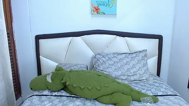 Madison Copers online show from March 2026 12:41:01 AM