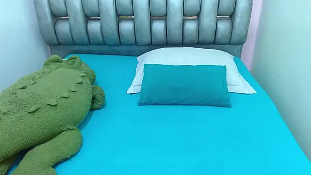 Madison Copers online show from October 2025 12:17:02 PM