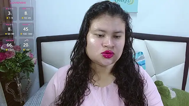 Madison Copers online show from March 2026 12:33:01 AM