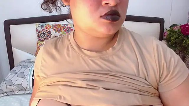 Madison Copers online show from December 2025 12:48:01 AM