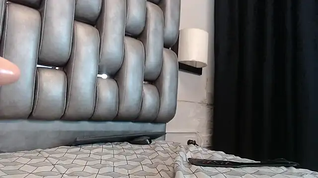 Madison Copers online show from April 2026 08:31:02 PM