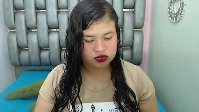 Madison Copers online show from December 2025 12:33:02 AM