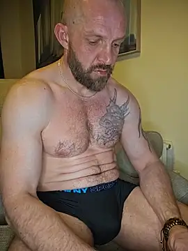 Andrewjames8391 online show from March 2026 10:21:01 PM