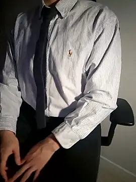 111owo111 online show from October 2025 01:19:02 PM