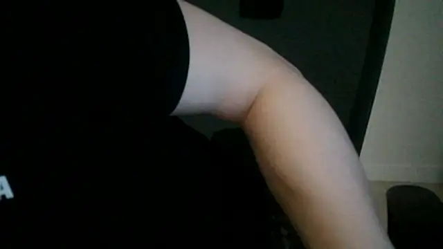 111owo111 online show from April 2026 12:32:02 PM